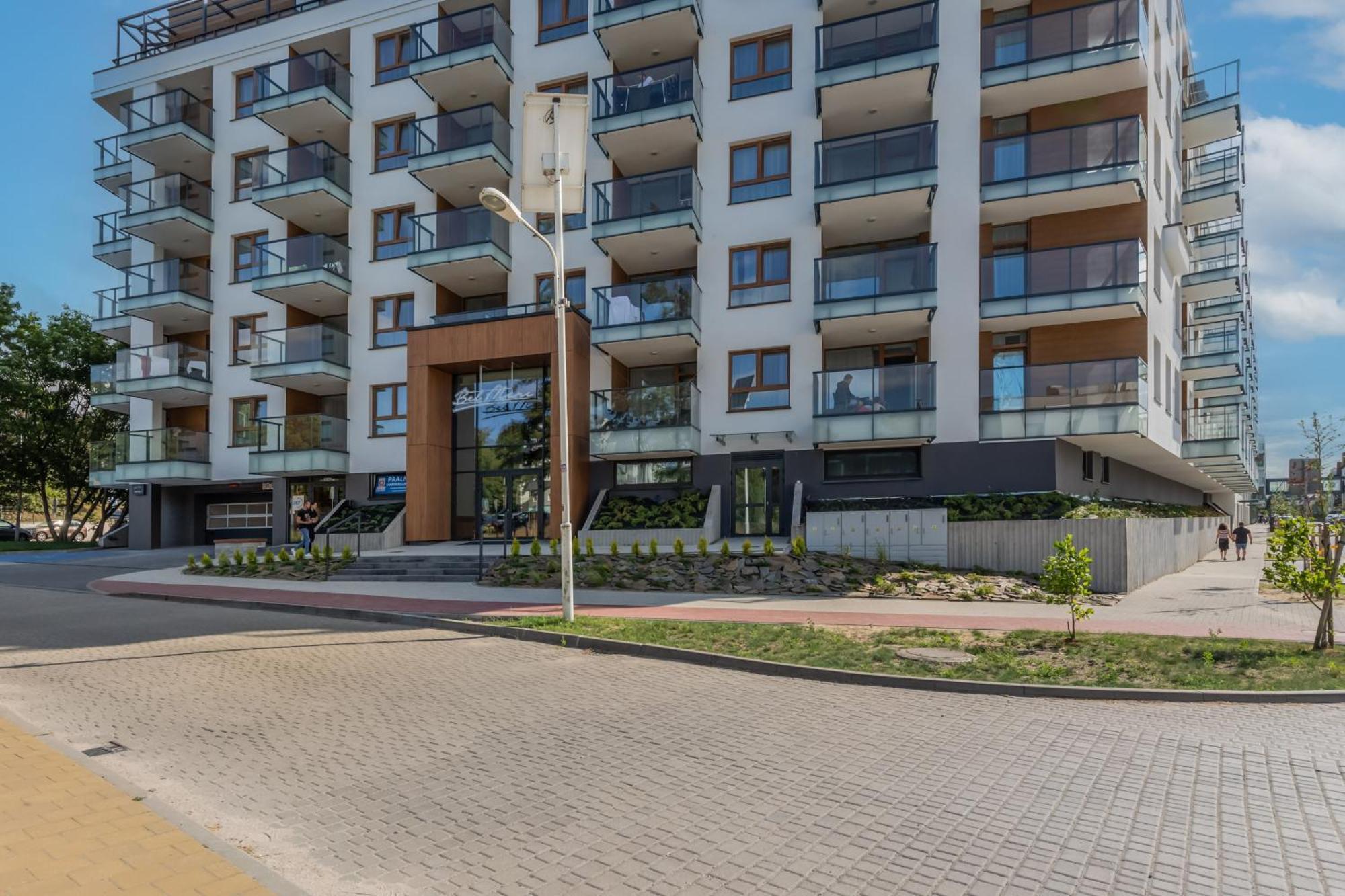 Bel Mare Holiday Apartments Near The Beach With Parking By Noclegi Renters Мендзиздрое Екстериор снимка